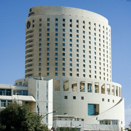 Le Royal Hotel