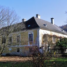 Wohnhaus, ehem. Pfarrhof