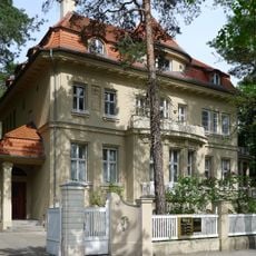 Villa Delbrückstraße 10