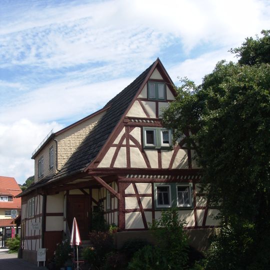 Ehemaliges Wohnwirtschaftsgebäude, sogenannte Insel