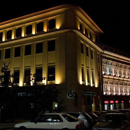 Edifício da Caixa Geral de Depósitos, CGD, de Guimarães