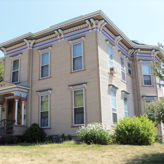 James E. Lindsay House