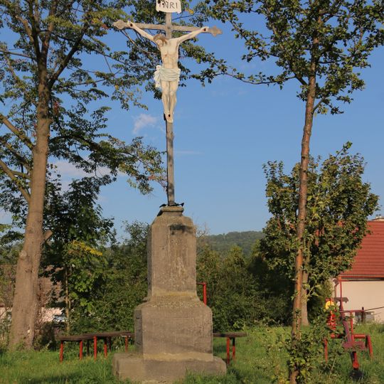 Kříž v osadě Choratice