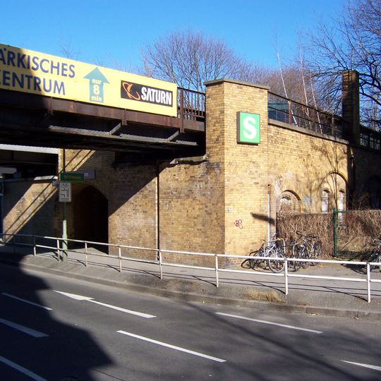 Eichborndamm station