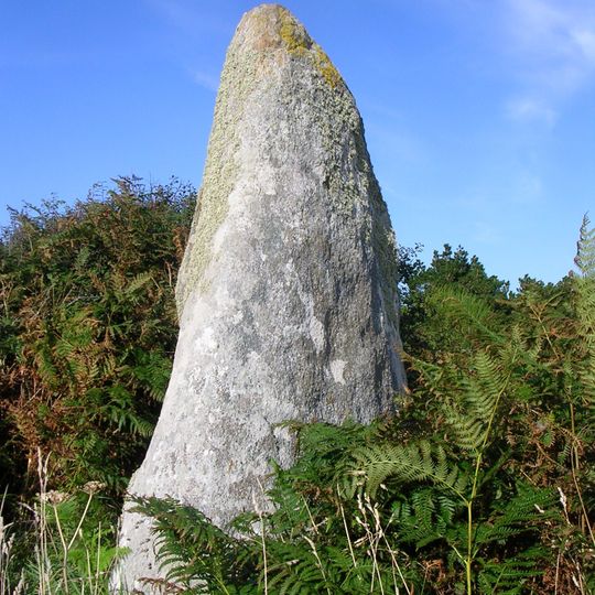 Menhir de Luguenez