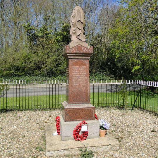 Halvergate and Tunstall War Memorial, including gated railings
