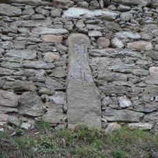 Smírčí kříž v Polici u hřbitova