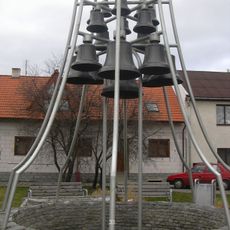 Zvonkohra na Masarykově náměstí v Brodku u Přerova