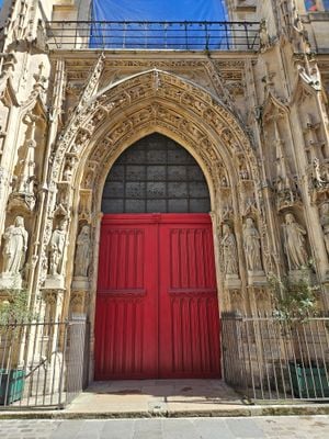 Entrance 3