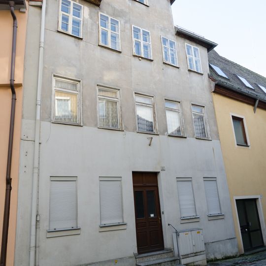 Martin-Luther-Platz 30