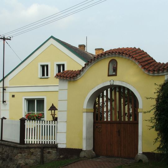 Brána usedlosti čp. 14