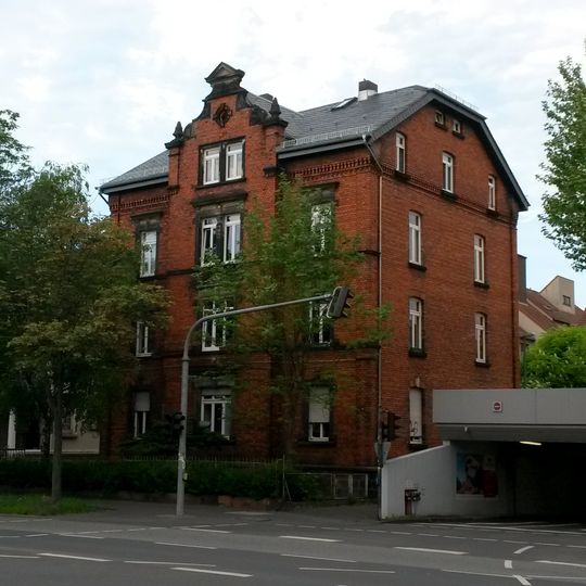 Haus Westanlage 46