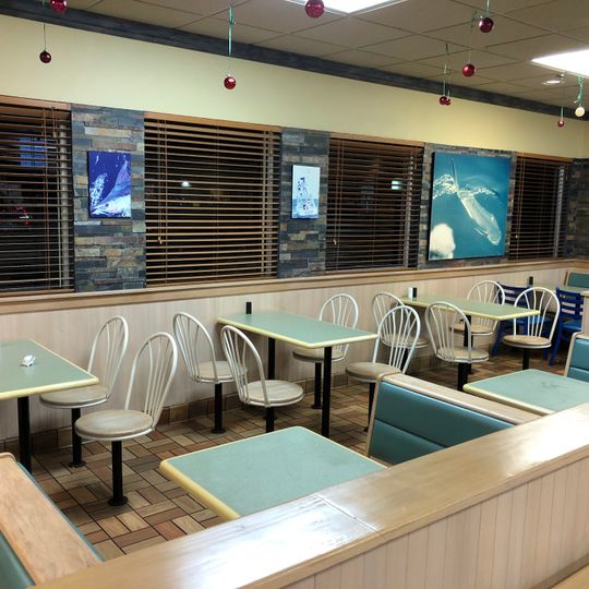 Bud's Chicken & Seafood