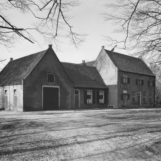 Klein Houdringe