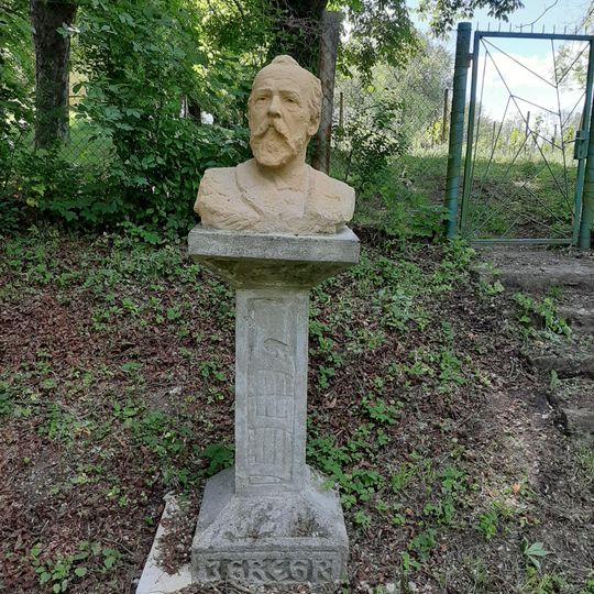Julius Grégr memorial in Máslovice