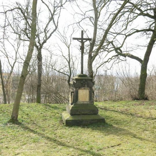 Kříž před hřbitovem v Postoloprtech