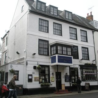 The Crown And Cushion Public House