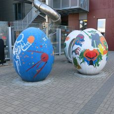 Plastika vajec před IQLandií v Liberci