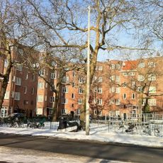 Bouwblok van 184 etagewoningen, Bouwvereeniging Rochdale, blok a fase 1,