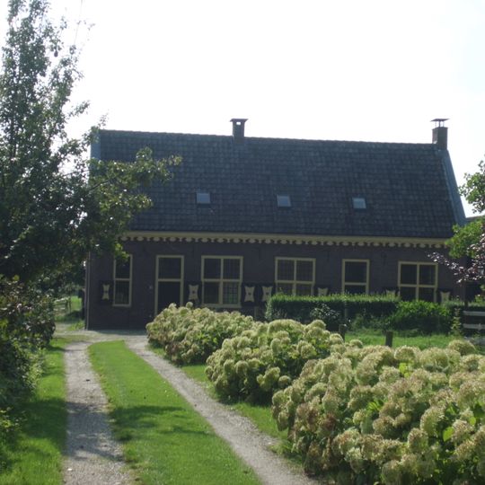 Leeuwenburgh: daggelderswoningen