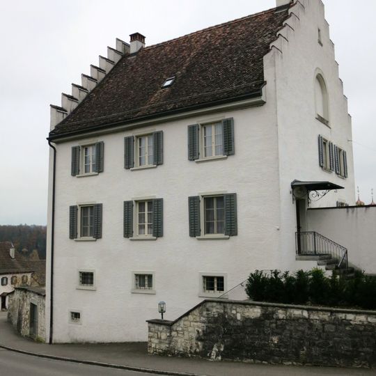 Katholische Pfarrhaus, sog. Mandachsches Haus