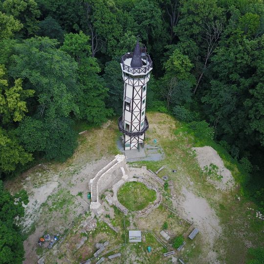 Observation tower on Gromnik