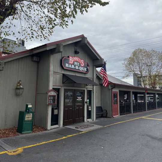 Bennett's Pit Bar-B-Que