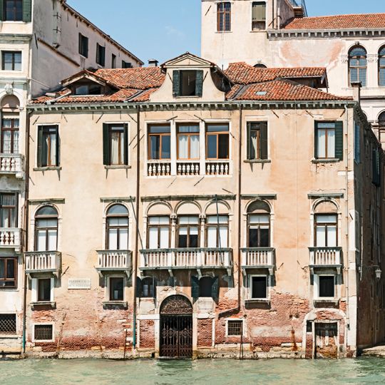 Palazzo Benzon Foscolo