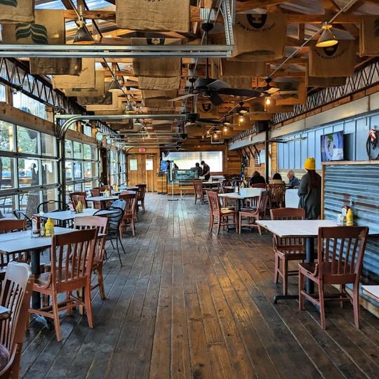Dahlia Cafe