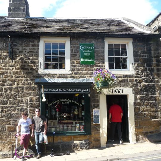 R S Discounts  The Apothecary's Tea Room  Ye Olde Sweete Shoppe