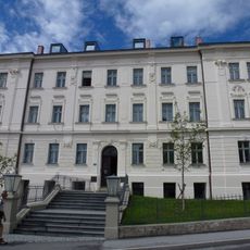 Wohnhaus, Alte Sparkasse