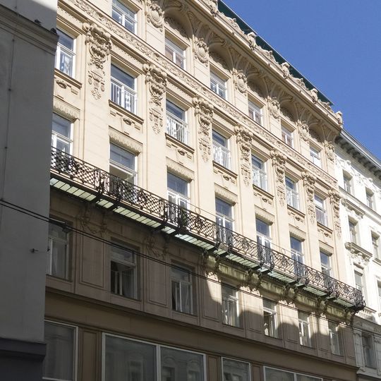 Wohn- und Geschäftshaus