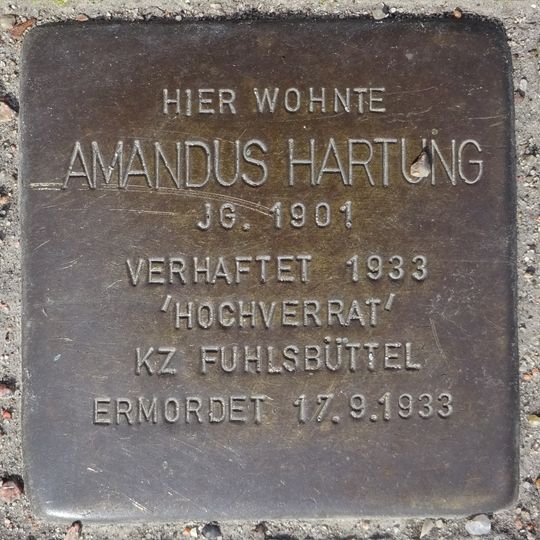 Stolperstein en memoria de Amandus Hartung
