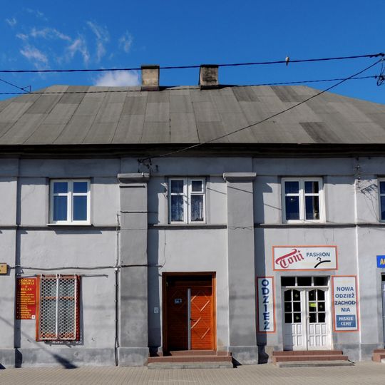 Ozorków, pl. Jana Pawła II 16