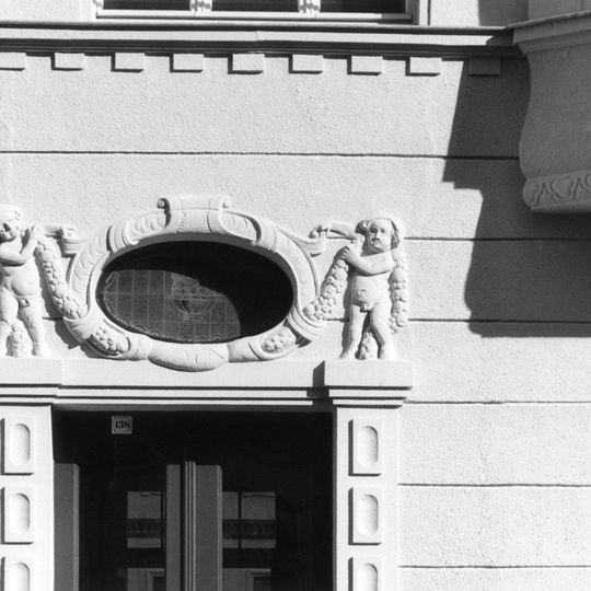 Mietshaus Georg-Schumann-Straße 138