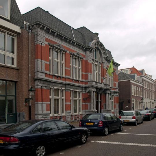 Buitenom 18, The Hague