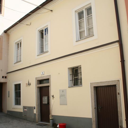 Ehem. Mesnerhaus  und Befestigungsanlage