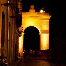 Porta Reale