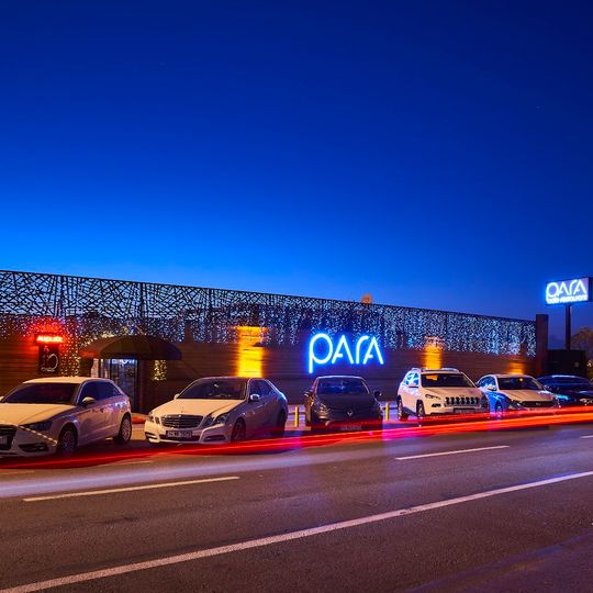 Para Cafe & Restaurant