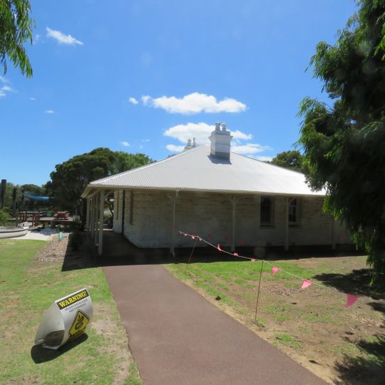 Cape Naturaliste Lighthouse Quarters