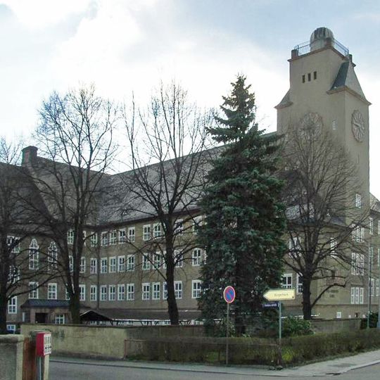 Schule Schillerstraße 13