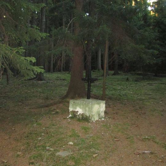 Kříž na křížové cestě u Načeradce I