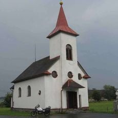 Kaple sv. Cyrila a Metoděle ve středu Crhova