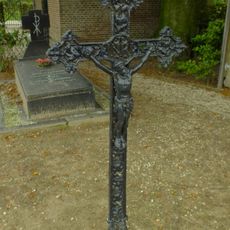 R.K. Kerkhof Sambeek: anoniem grafkruis