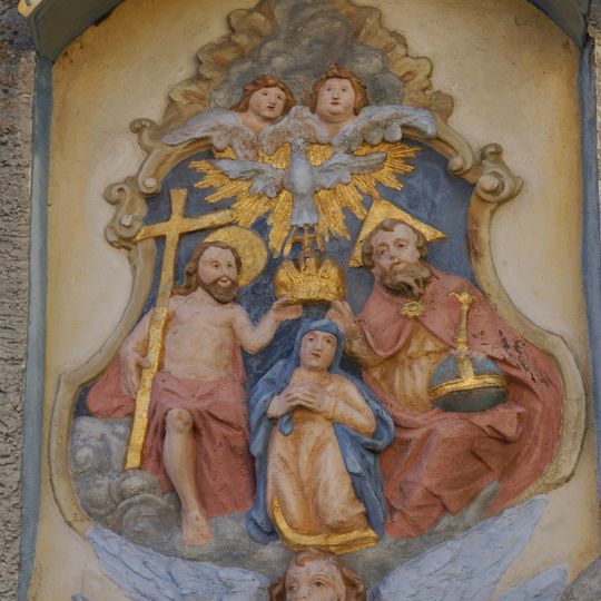 Steinrelief der Marienkrönung