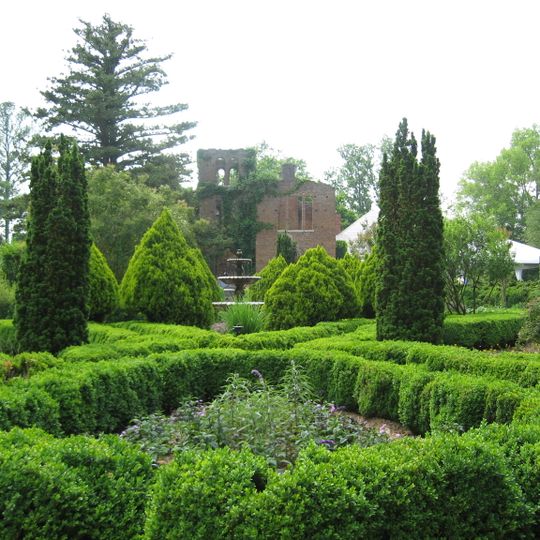 Barnsley Gardens