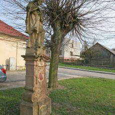 Socha svatého Jana Nepomuckého ve Vápně