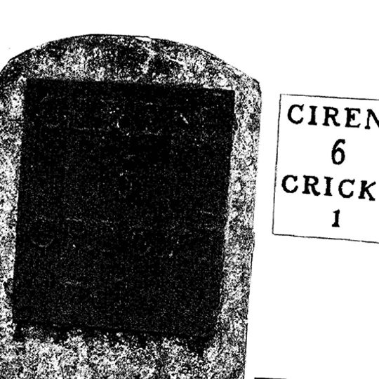 Milestone Outside Cotswold Gate