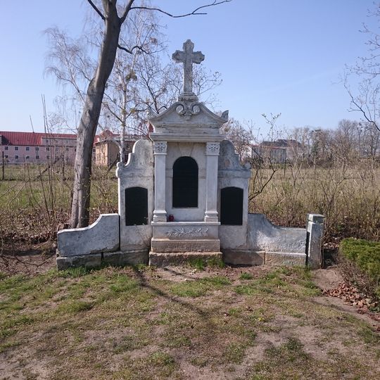 Kriegerdenkmal russische Soldaten Friedhof