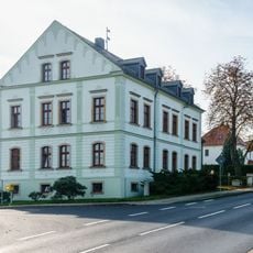 Wohnhaus, heute Gemeindeamt Staudaer Straße 1